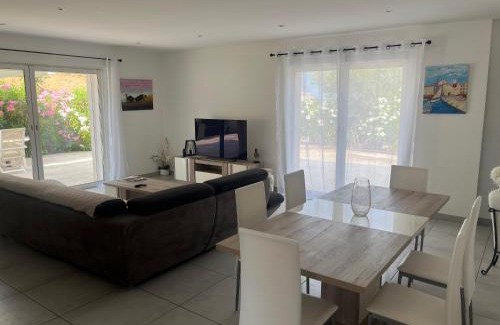 Sainte-Maxime Apartment | Les Néfliers