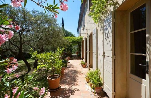 Uzes House | Les Olivettes charming farmhouse in Uzès a few minutes from the center