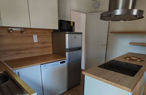 Villetelle House | Les Oliviers, Maison de Vacances au Calme, à Deux pas de la Rivière
