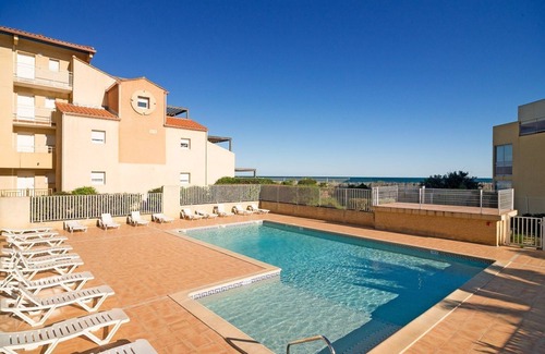 Valras-Plage Condo | Les Pieds dans l'eau ! Apt avec Terrasse & Piscine