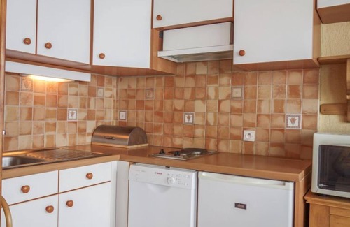 Le Lavachet Apartment | Les Pistes (Lavachet) by Interhome