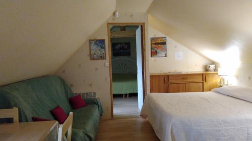 La Chapelle-d'Aligne Bed & Breakfast | les raseries