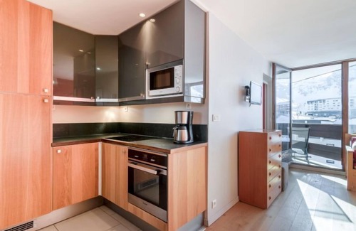 Le Lavachet Apartment | Les Roches Rouges (Lavachet) by Interhome
