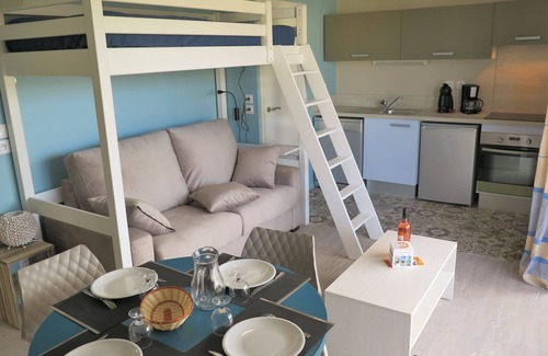 Vieux-Boucau-les-Bains Apartment | Les Sables d’Or Studio by Interhome
