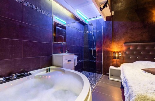 Saint-Victor Hotel | Les Suites du Vieux-Port