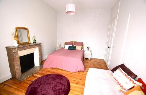 Rostrenen House | les suites fisel chambre Lomig