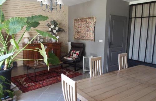 Castelnau-sur-Gupie Bed & Breakfast | les tamaris