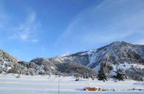 Nevache Ski Chalet | Les Thures Hameau du Roubion Hautes Alpes