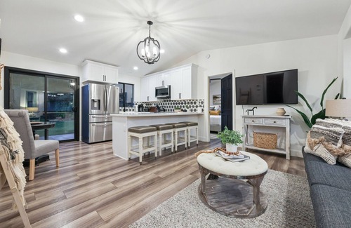 Vista House | Let the Games Begin! Vista Casita with Paddle & Pool Thrills!