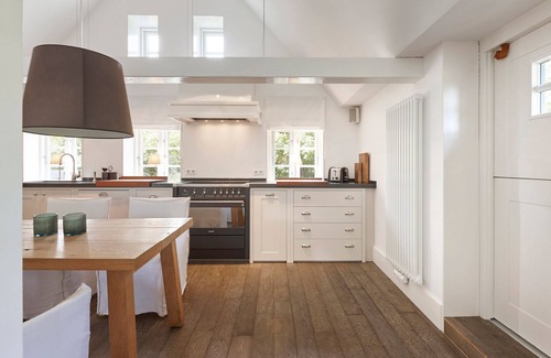 Oldsum House | Letj Busem