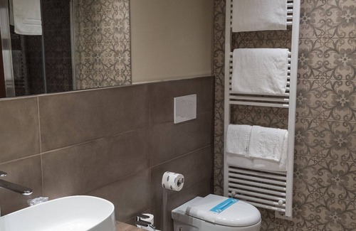Ferrara Historic Centre House | Letto A Castello