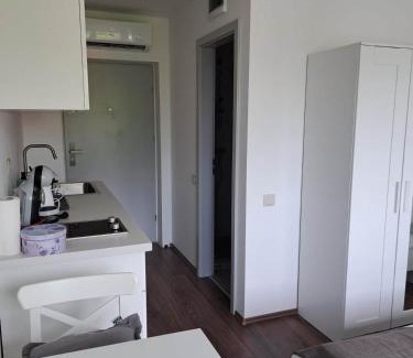 Balatonfoldvar Apartment | Levander Apartman