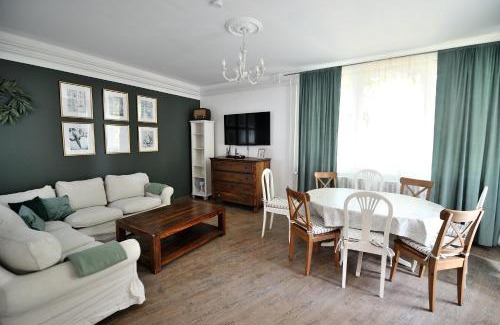 Balatonlelle House | Levendula ház - Rosie Home
