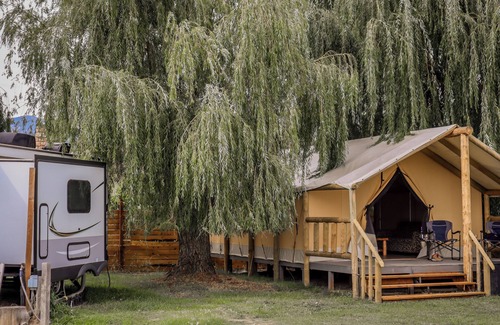 Salmon House | Lewis Glamping Tent