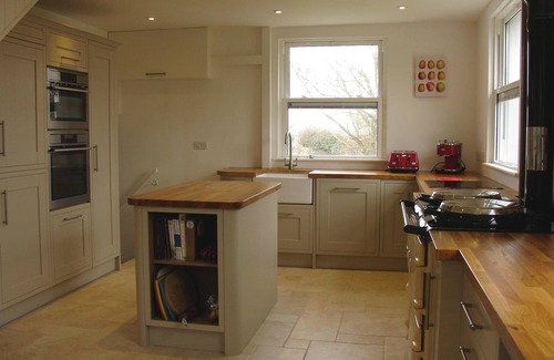 Bideford Cottage | LEY PARK, family friendly, with open fire in Welcombe Mouth