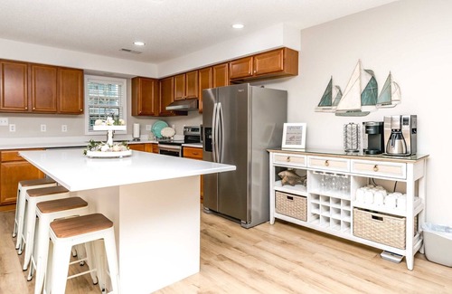 Surf City House | Ley-Z Day-Z - Gorgeous 3 BR Oceanfront Home Is Waiting For You! Pet Friendly