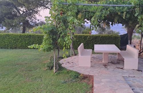 Monemvasia Apartment | Leylands yard