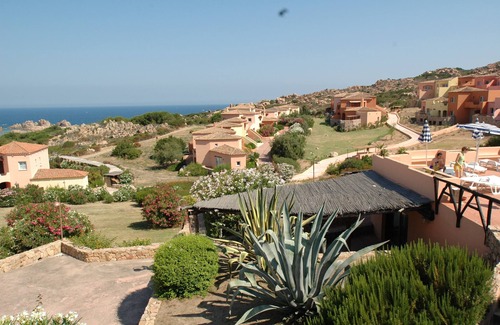 Trinita d'Agultu e Vignola Apartment | li canneddi holiday home
