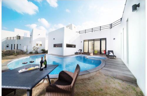Hallim Hotel | Libentia Hotel & Poolvilla