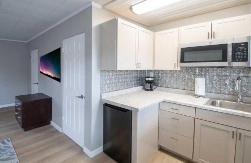 Zephyrhills Hotel | Liberty hill Executive Inn