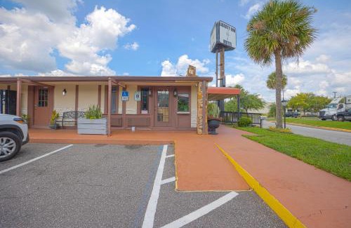 Kissimmee Hotel | Liberty Inn and Suites Kissimmee near Disney World