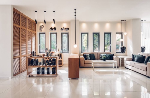 Palaiochora Hotel | Libyan Princess