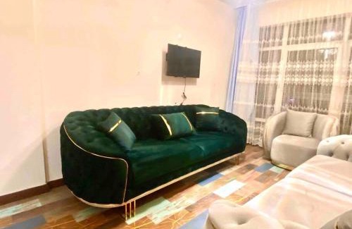 Kaleici Apartment | LICENSED ,JAZZY TOP CLASS 3 BEDROOMS HOMES 100Mb Wi-Fi