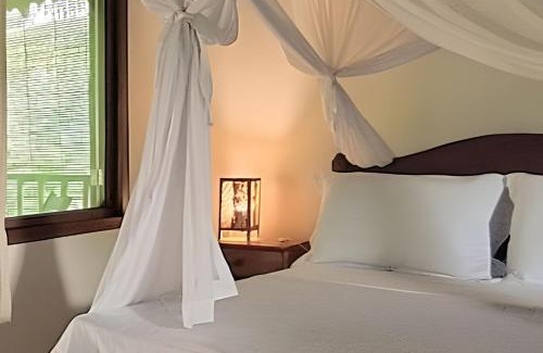 Marau Ski Chalet | Licuri Praia de Algodões à poucos passos do mar.