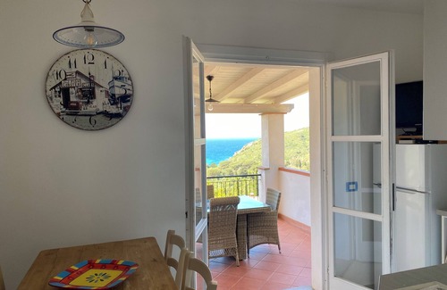Rio nell'Elba Apartment | LIDA HOUSE three-room apartment in a beautiful panoramic location