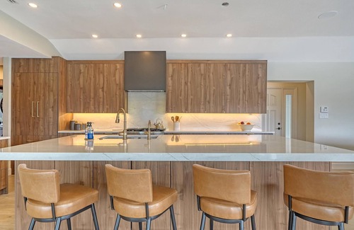 Sarasota House | Lido Key Home with Pool and Dock