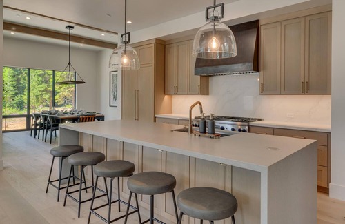 Truckee House | Lift & Tee Retreat at Schaffer's Mill - TLUXP