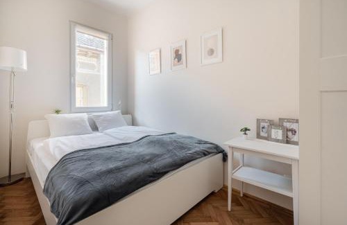 Istvanmezo Apartment | Liget Apartment