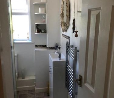 Falmouth Apartment | Light airy comfy small double room with en-suite