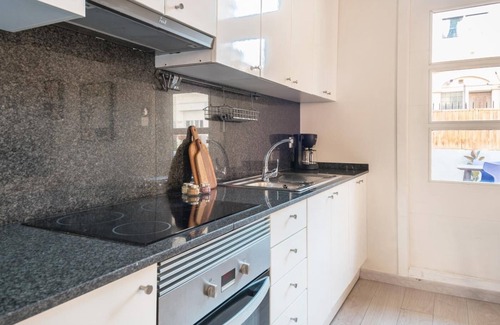 la Vila de Gracia Apartment | Light, cozy terrace and local life in Gracia