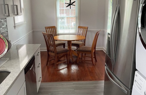 Chillum House | Light filled 3-bedroom house in Hyattsville MD , DC boarder with AC, WiFi