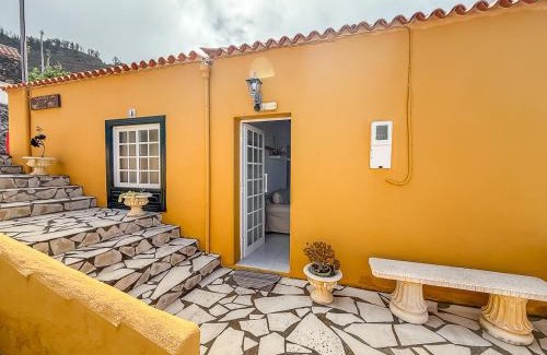 Los Quemados Villa | Lightbooking Eva B Fuencaliente La Palma con piscina