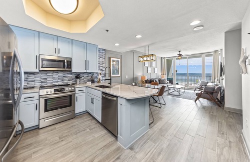 Gulf Shores Condo | Lighthouse 308 - Beachfront with views!
