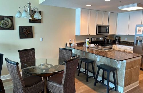 Gulf Shores Condo | Lighthouse - Beautifuly Decorated Gulf Front Unit - 805