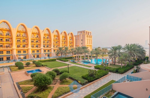 Palm Jumeirah Apartment | Like Home - G42 Opulent 3-BR Duplex Villa with Private Pool