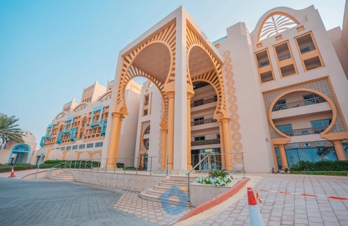 Palm Jumeirah Apartment | Like Home - G42 Opulent 3-BR Duplex Villa with Private Pool
