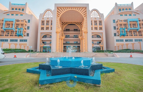 Palm Jumeirah Apartment | Like Home - P203 Luxurious 2-BHK with Captivating Sea Views