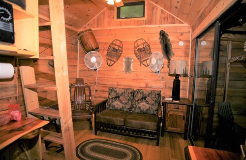 Warrensburg Cabin | Lil' Cabin @ Daggett Lake