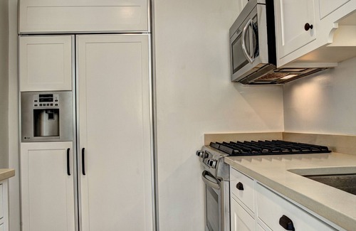 North Ridge House | Lilac House, Alexandria City, 4 bedrooms, 10 mins to downtown DC.