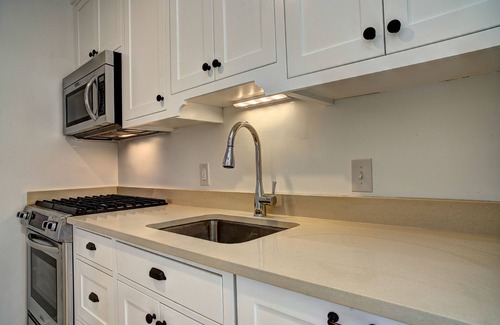 North Ridge House | Lilac House, Alexandria City, 4 bedrooms, 10 mins to downtown DC.