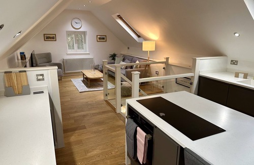Carsington Cottage | LILIMAE BARN, family friendly, with a garden in Hulland Ward