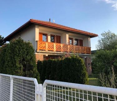 Siofok House | Lilla Villa