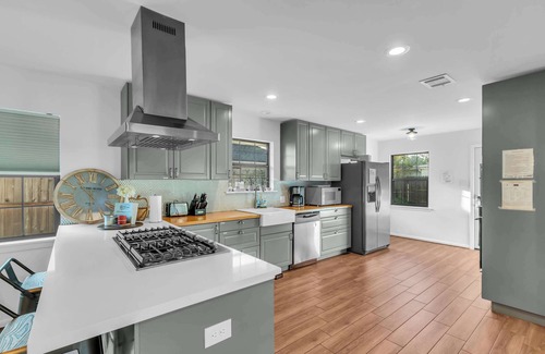 Houston House | Lilly's Maison #1 -Medical Center - Galleria - NRG
