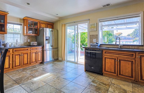 San Pablo House | Lily of The Limerick
