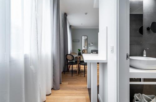Cruz Roja-Capuchinos Apartment | Limehome Sevilla Ronda de Capuchinos