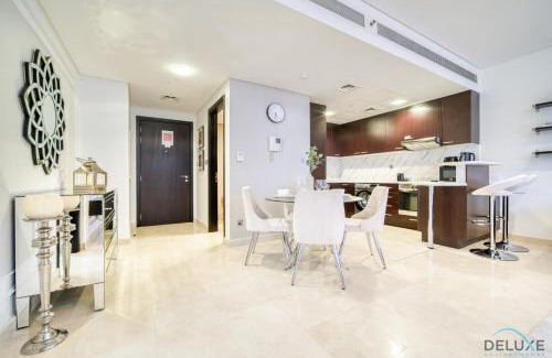 Bur Dubai Apartment | Limited Time Offer Stylish 1BR near to Metro by Deluxe Holiday Homes